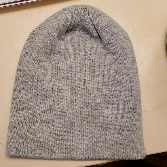 Little Bipsy Adult beanie - Picture 4 of 5
